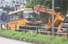 Manipal: School bus loses control, mounts divider; major mishap averted